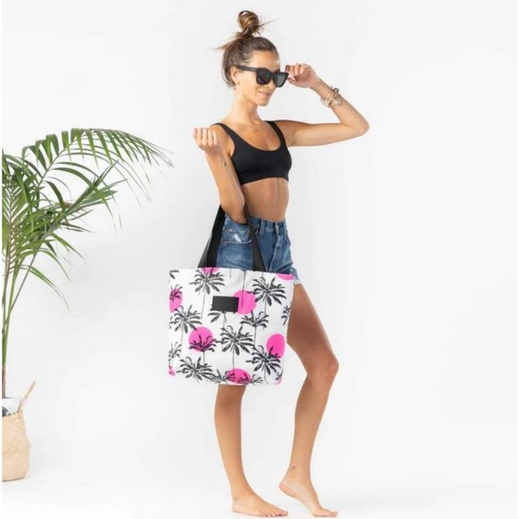 Aloha Collection Tripper - Picture 8 of 10